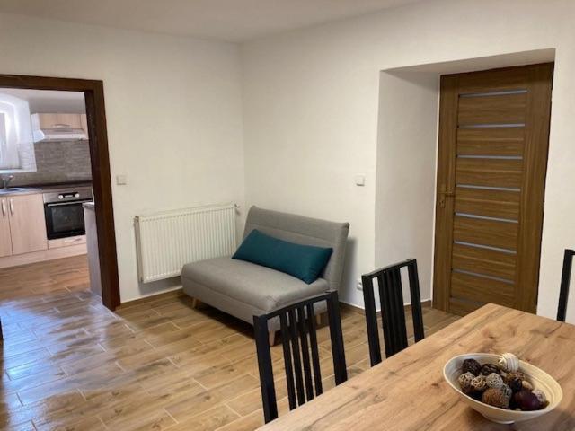 Apartmany Kurojedy Bor Exteriör bild